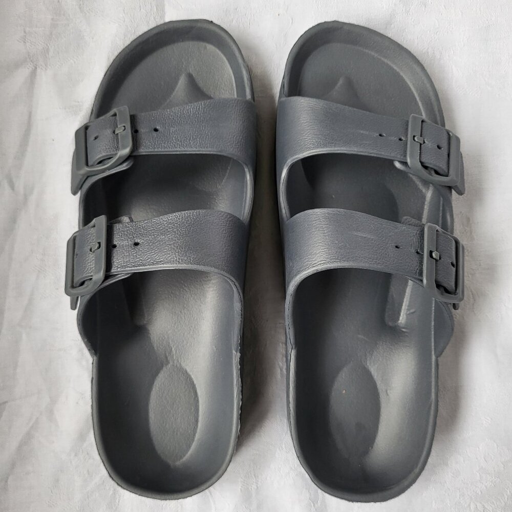 Gray Sandals By Kuaui, Size 40